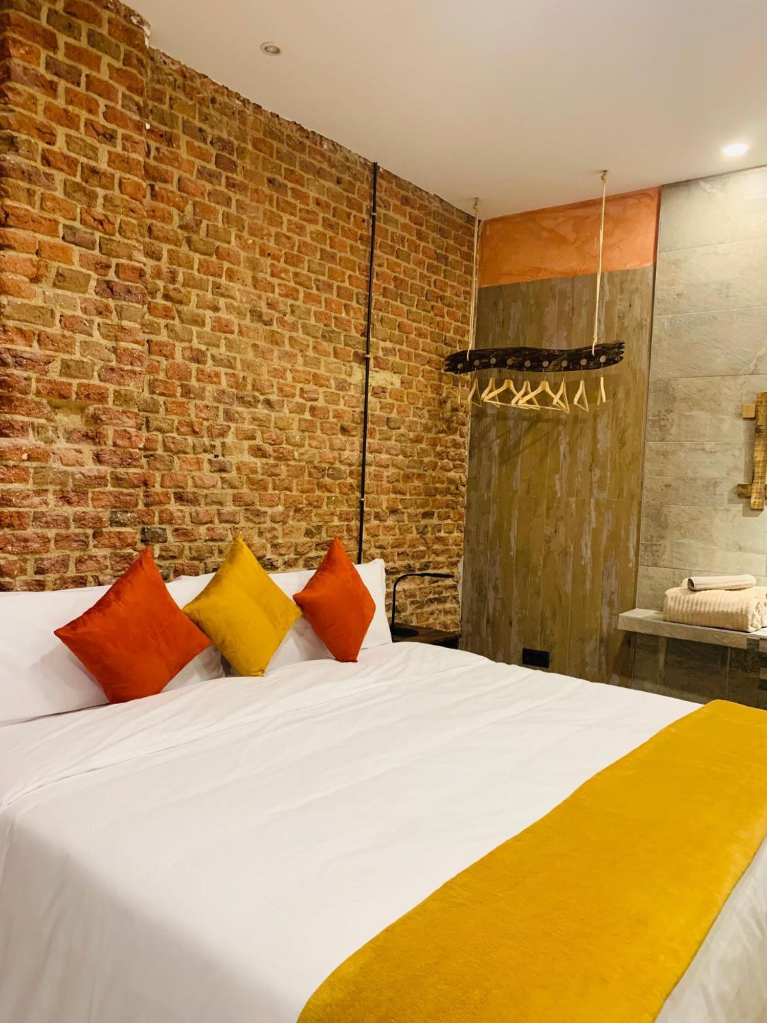 T-Homes Salamanca Madrid Bilik gambar