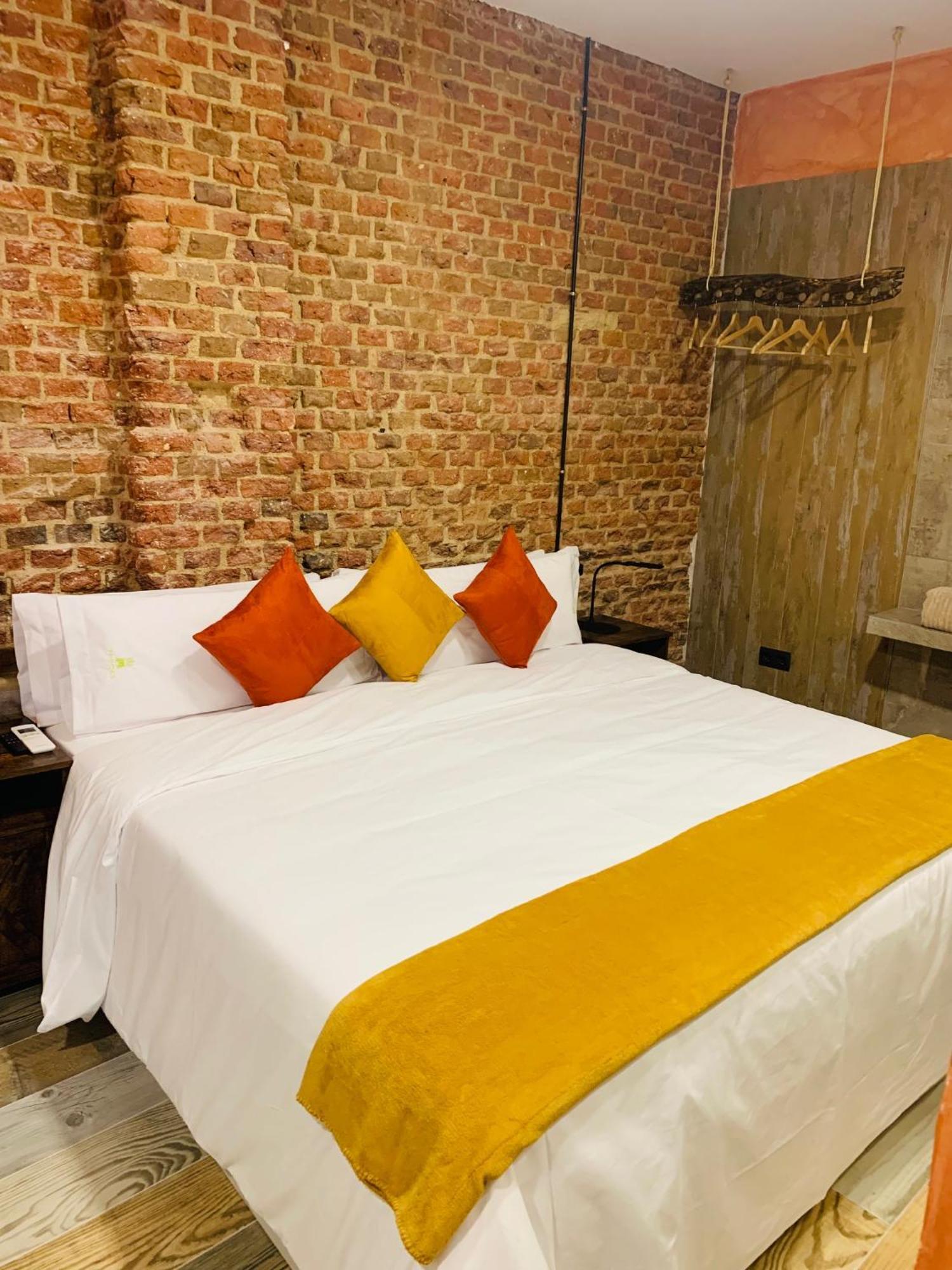 T-Homes Salamanca Madrid Bilik gambar